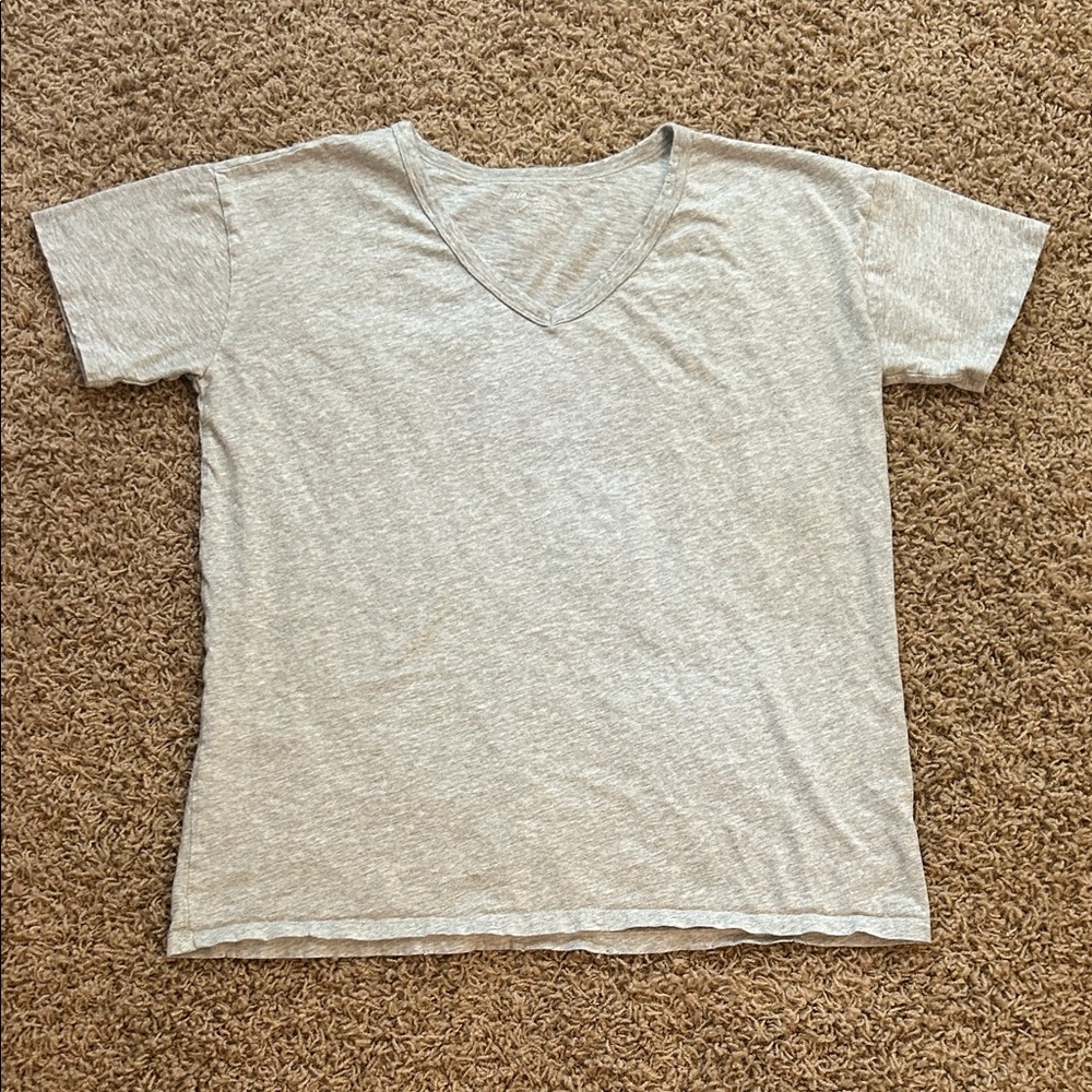 Aerie oversized boyfriend v-neck tee